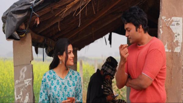 ख़्वाबों की तामीर बुनती 'देसी मुक्का'